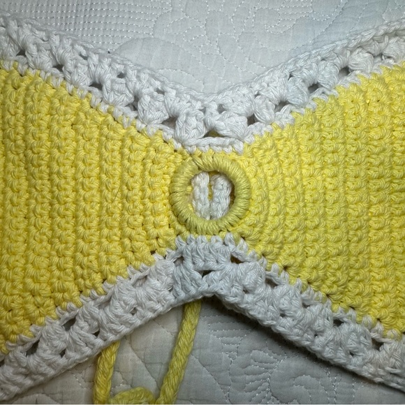 Crochet Butter Yellow Tube Top. M/L. - Picture 2 of 5